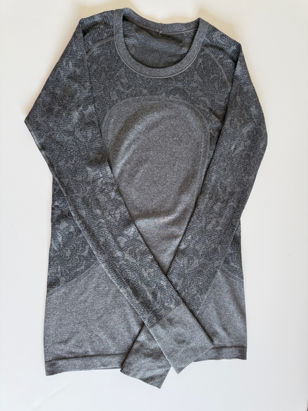 lululemon athletica Gray Swiftly Tech Long-Sleeve Shirt Hip Length
